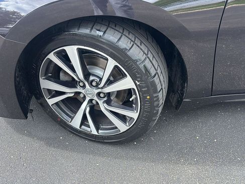 Used 2017 Nissan Maxima 3.5 SL FWD image 5