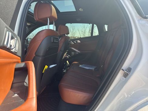 Used 2021 BMW X6 M50i w/ Executive Package image 11