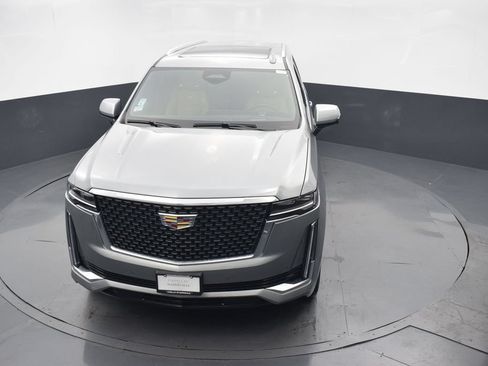 Certified 2024 Cadillac Escalade ESV Premium Luxury AWD/4WD image 43
