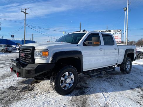 Used 2016 GMC Sierra 2500 SLE w/ SLE Preferred Package image 7
