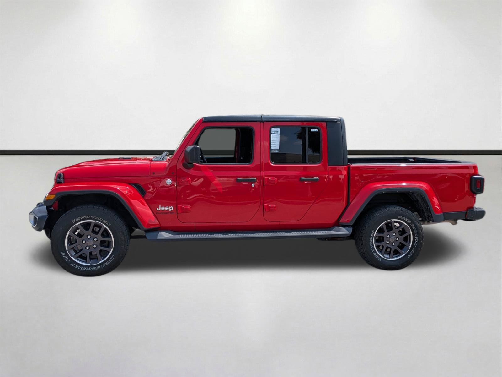 Used 2022 Jeep Gladiator Overland w/ Cold Weather Group AWD/4WD image 7