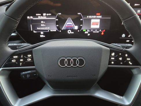 New 2025 Audi Q5 Prestige image 21