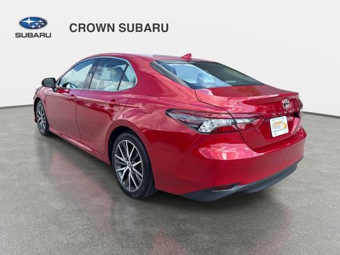 Used 2023 Toyota Camry XLE FWD image 7