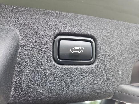 Used 2024 Kia Carnival SX Prestige FWD image 47