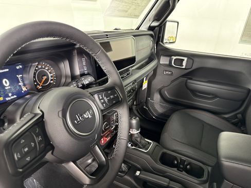 New 2026 Jeep Wrangler Rubicon image 24