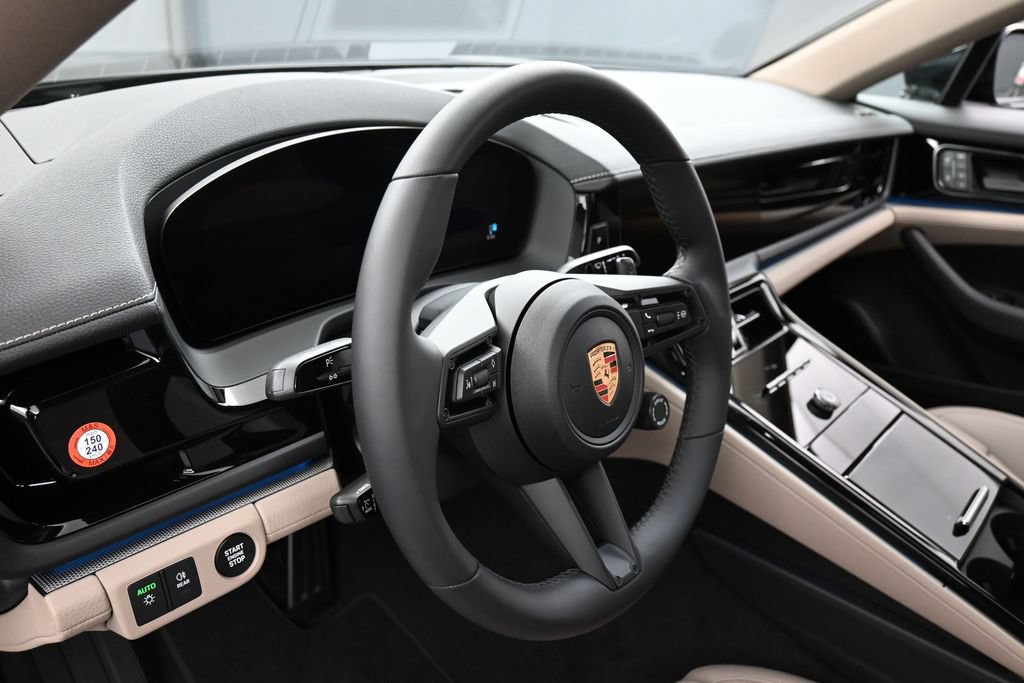 New 2026 Porsche Panamera 4 AWD/4WD image 16