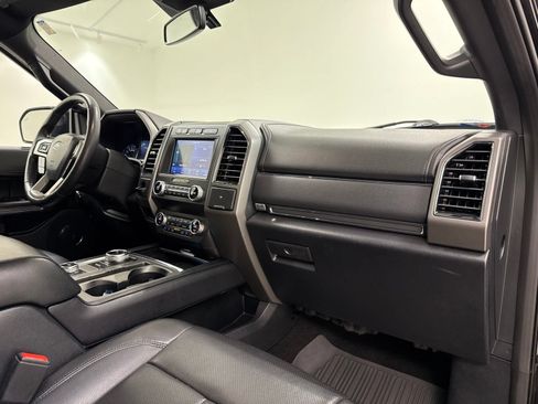 Used 2021 Ford Expedition XLT AWD/4WD image 28
