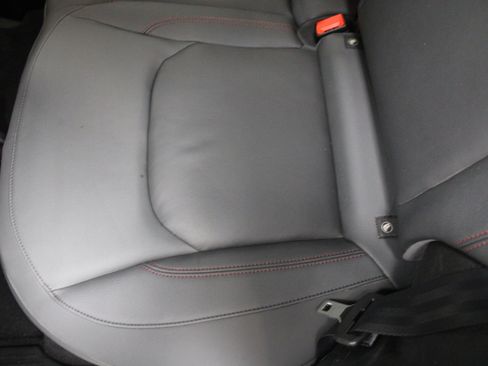 Used 2019 Jeep Renegade Trailhawk image 20