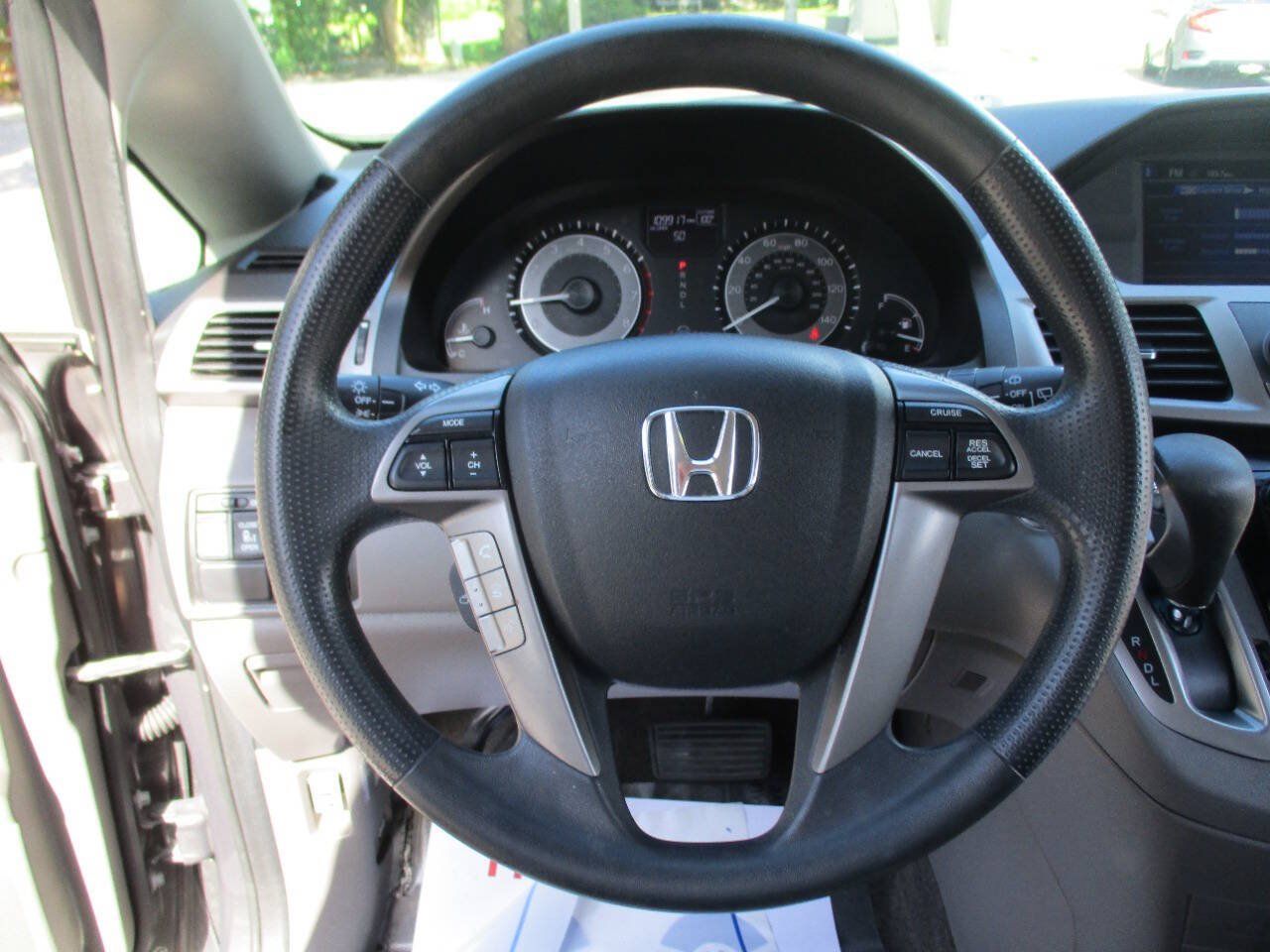 Used 2017 Honda Odyssey EX image 12