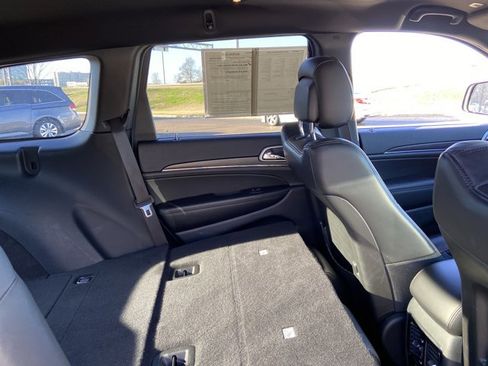 Used 2018 Jeep Grand Cherokee Limited image 20