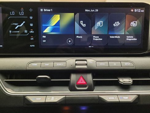 Used 2025 Kia K4 EX FWD image 25
