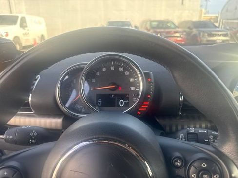 Used 2016 MINI Cooper Clubman FWD image 18
