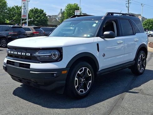 Used 2024 Ford Bronco Sport Outer Banks w/ Tech Package AWD/4WD image 3