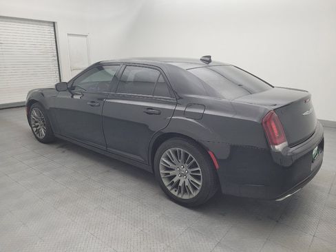 Used 2019 Chrysler 300 Touring w/ Sport Appearance Package RWD image 3