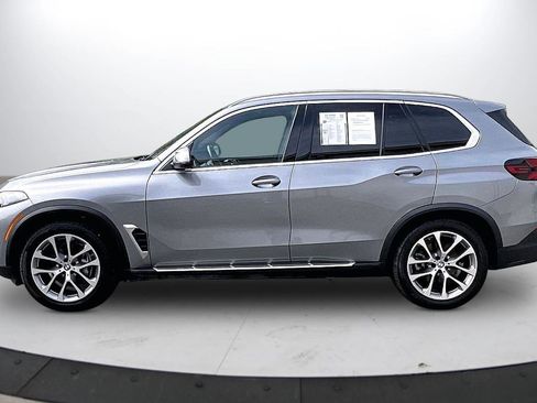 Used 2024 BMW X5 xDrive40i AWD/4WD image 5