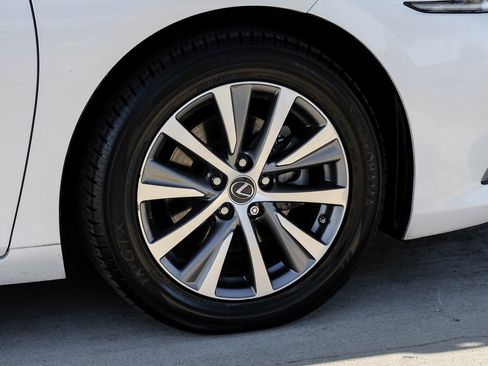 Used 2019 Lexus ES 350 image 59