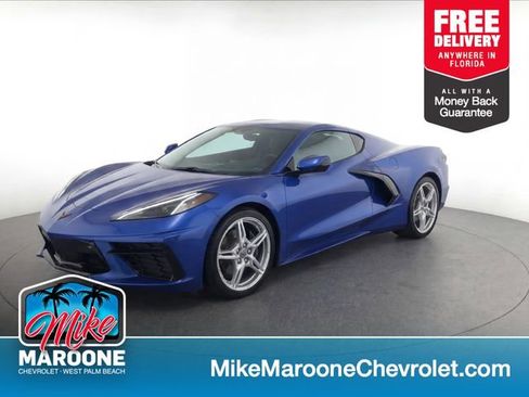 Used 2022 Chevrolet Corvette Stingray Preferred Cpe w/ Battery Protection Package RWD image 1