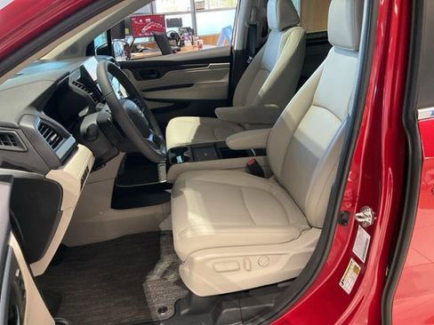 New 2026 Honda Odyssey EX-L image 4