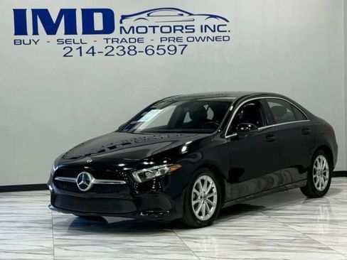 Used 2022 Mercedes-Benz A 220 image 1