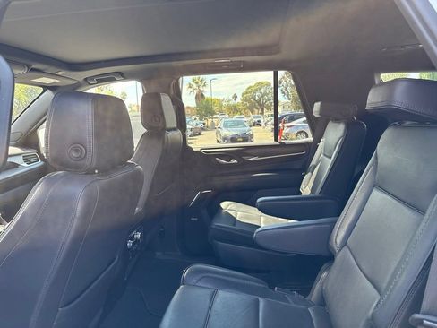 Used 2024 GMC Yukon Denali RWD image 13