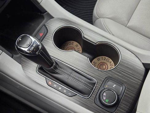 Used 2019 GMC Acadia SLT image 20