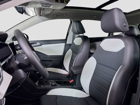 New 2026 Volkswagen Taos SEL AWD/4WD image 21