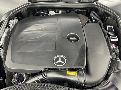 Used 2022 Mercedes-Benz E 350 4MATIC Sedan w/ AMG Line Exterior image 35
