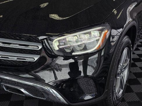 Used 2022 Mercedes-Benz GLC 300 image 10