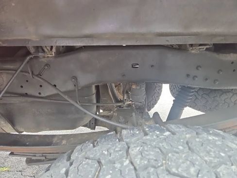 Used 2010 Ford F250 XLT AWD/4WD image 15
