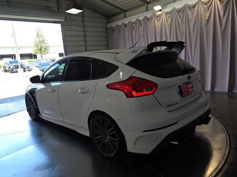 Used 2017 Ford Focus RS AWD/4WD image 7