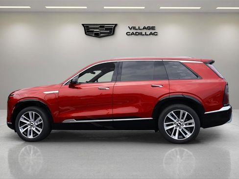 New 2026 Cadillac Vistiq Luxury image 2