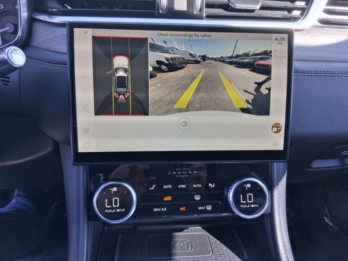 Used 2023 Jaguar F-PACE S AWD/4WD image 13