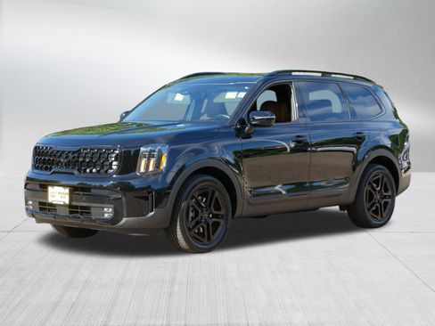 Certified 2025 Kia Telluride SX Prestige X-Line AWD/4WD image 3