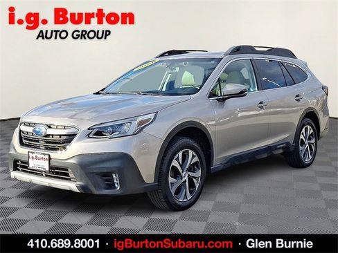 Used 2020 Subaru Outback Limited image 3