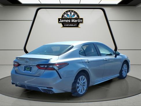 Used 2022 Toyota Camry SE AWD/4WD image 4