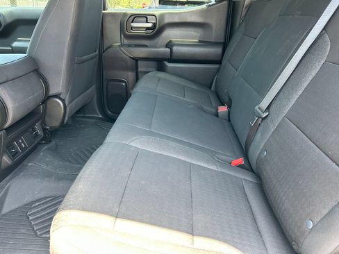 Used 2024 Chevrolet Silverado 1500 Custom Trail Boss w/ LPO, Dark Essentials Package AWD/4WD image 17