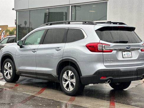 Certified 2024 Subaru Ascent Premium w/ Convenience Package image 8