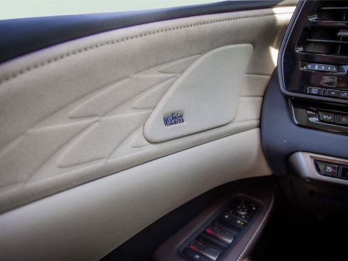 Used 2025 Lexus RX 350 FWD w/ Convenience Package image 20