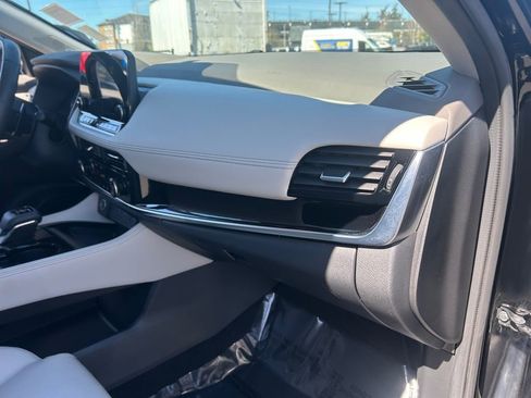 Used 2023 Nissan Rogue SL w/ SL Premium Package AWD/4WD image 27
