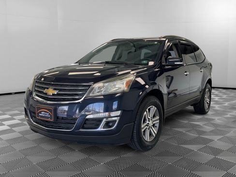Used 2015 Chevrolet Traverse LT image 4