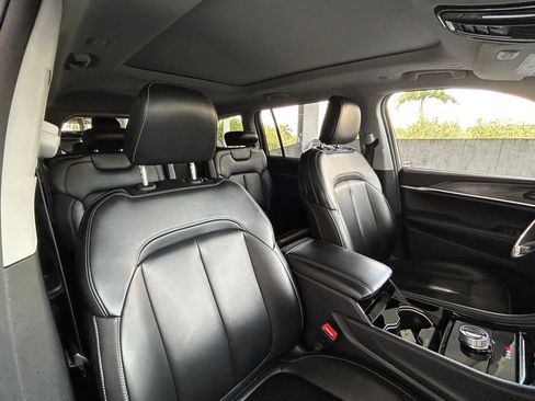 Used 2023 Jeep Grand Cherokee L Limited image 27