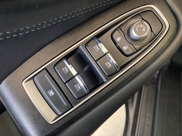 Used 2025 Subaru Outback Limited AWD/4WD image 12