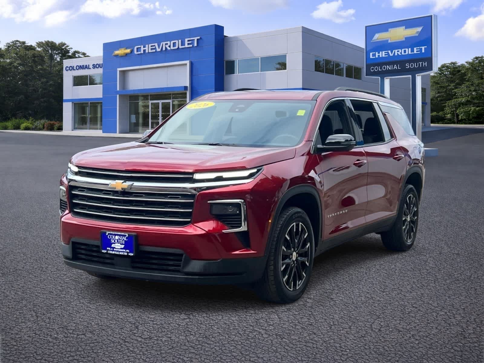 Used 2026 Chevrolet Traverse LT w/ Sun and Wheel Package AWD/4WD image 2