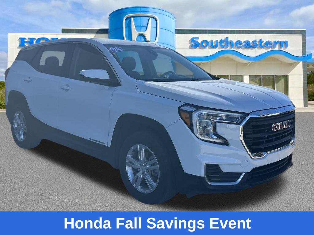 Used 2024 GMC Terrain SLE AWD/4WD image 3