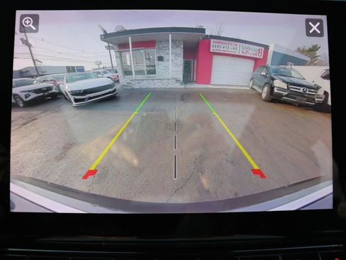 Used 2023 Jeep Grand Wagoneer L Series II image 50