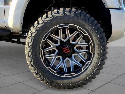 Used 2024 Ford F250 Lariat w/ Lariat Ultimate Package image 12