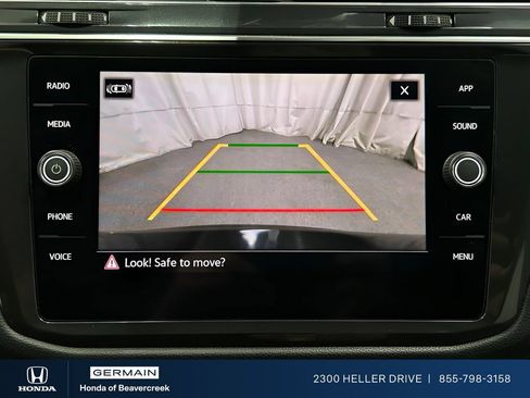 Used 2022 Volkswagen Tiguan SE R-Line FWD image 19