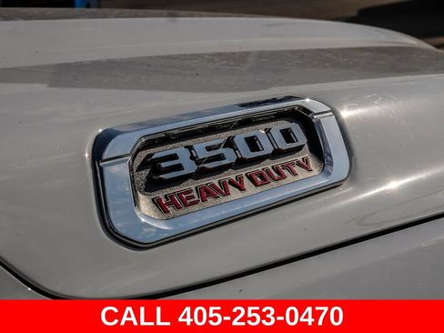 Used 2024 RAM 3500 Tradesman w/ Chrome Appearance Group AWD/4WD image 11