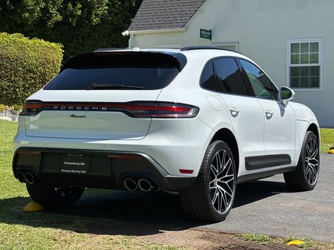 New 2026 Porsche Macan AWD/4WD image 8