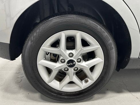 Used 2024 Kia Soul LX w/ Option Group 015 image 58
